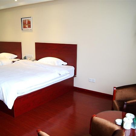 Greentree Inn Beijing Fengtai Dacheng Road Huanleshuimofang Business Hotel Dış mekan fotoğraf