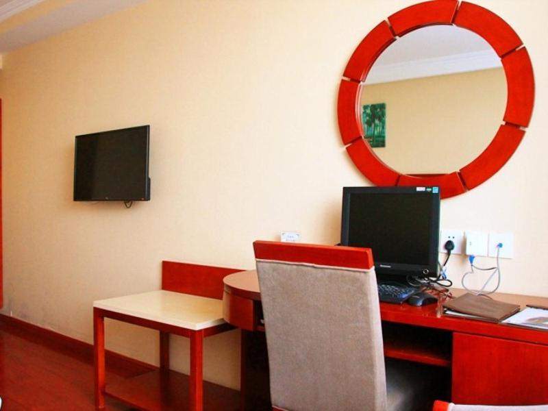 Greentree Inn Beijing Fengtai Dacheng Road Huanleshuimofang Business Hotel Dış mekan fotoğraf